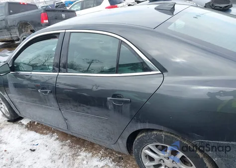 2015 Chevrolet Malibu 1Lt из США, поврежденный, VIN 1G11C5SL1FF130755